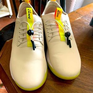 Clove Nursing shoes Size 9 Pink Lemonade